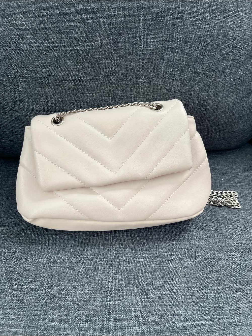 Quilted Chevron Shoulder Bag in Light Ivory with Silver Chain